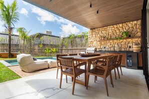 Biệt thự | Khu ẩm thực ngoài trời