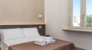 1 室のベッドルーム、WiFi、ベッドシーツ