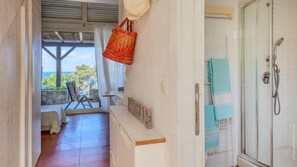 Shower, hair dryer, towels - Casa Libecciu (Lumio)