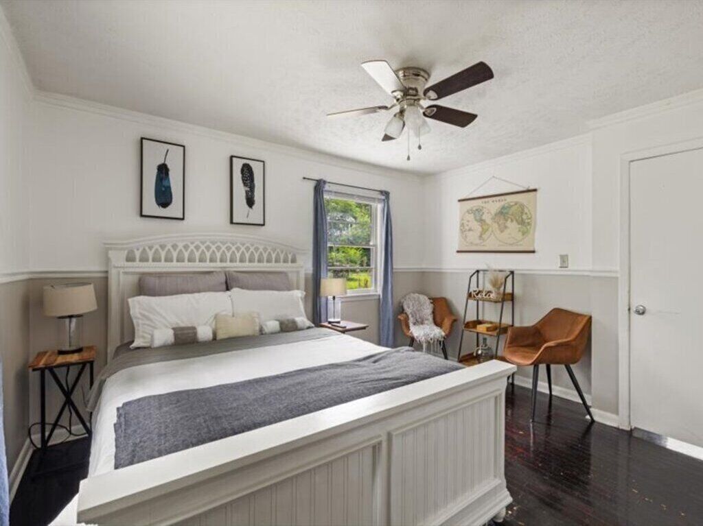 3 chambres, fer et planche à repasser, lit parapluie, Wi-Fi gratuit