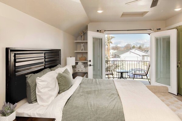 1 bedroom, in-room safe, iron/ironing board, WiFi