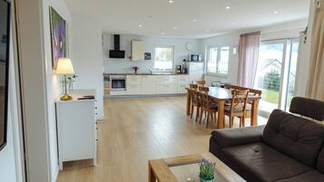 Smart-TV, DVD-Player