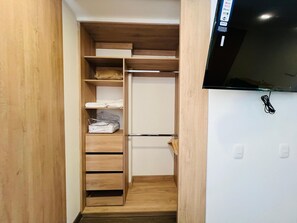 Deluxe Apartment | Free WiFi