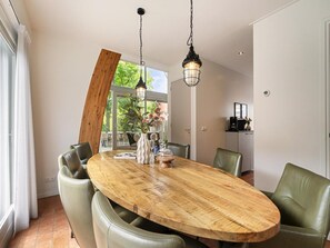 บ้านพัก | ร้านอาหาร