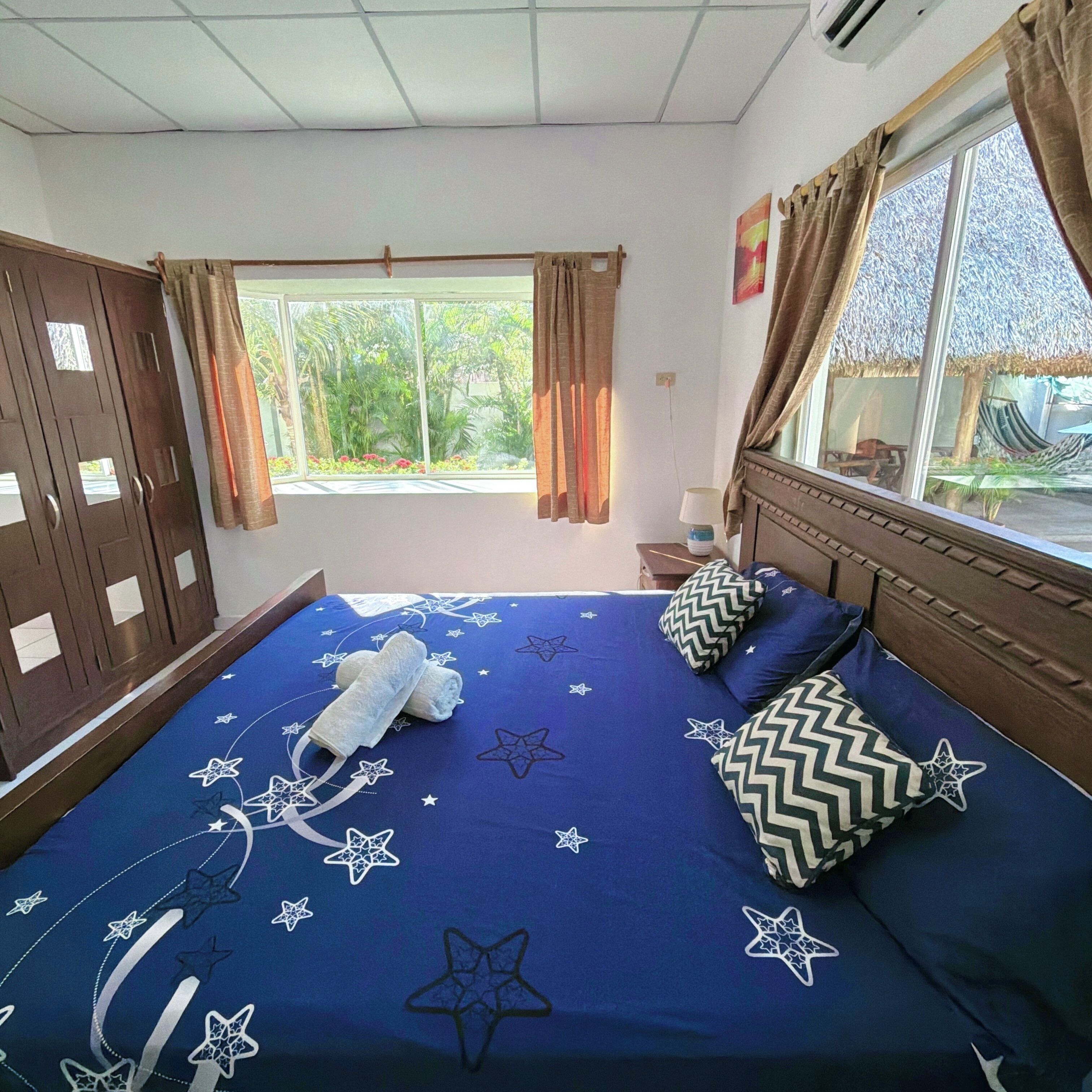 4 habitaciones y caja de seguridad en la habitación 