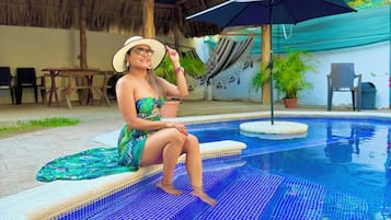 Ulkouima-allas, lämmitetty uima-allas