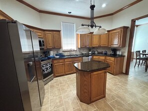 Private kitchen - Nice, Spacious 3 Bed 2bath house on Megan Dr Oklahoma City (Oklahoma City)