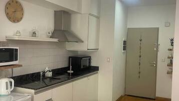 Microwave, stovetop, electric kettle