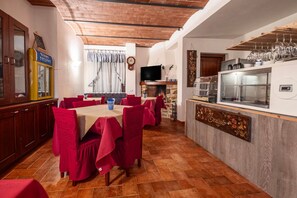 Dining - Room 'Blu' with Shared Pool and Shared Garden (Semproniano)