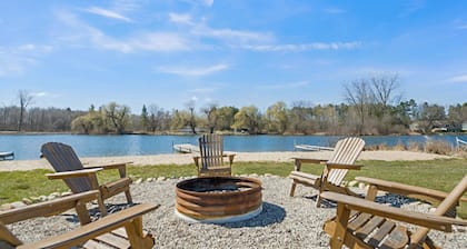 Twilight Pointe: Your Front-Row Seat to Fall Color - Bonfires, Blankets & Beautiful Fall Views