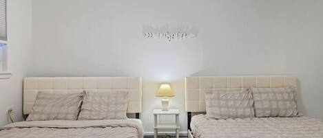 2 bedrooms, iron/ironing board, WiFi, bed sheets