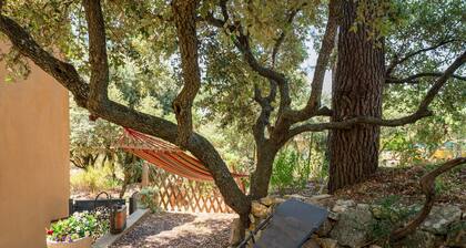 Holiday Home 'La Poulido' with Private Terrace, Private Garden and Wi-Fi