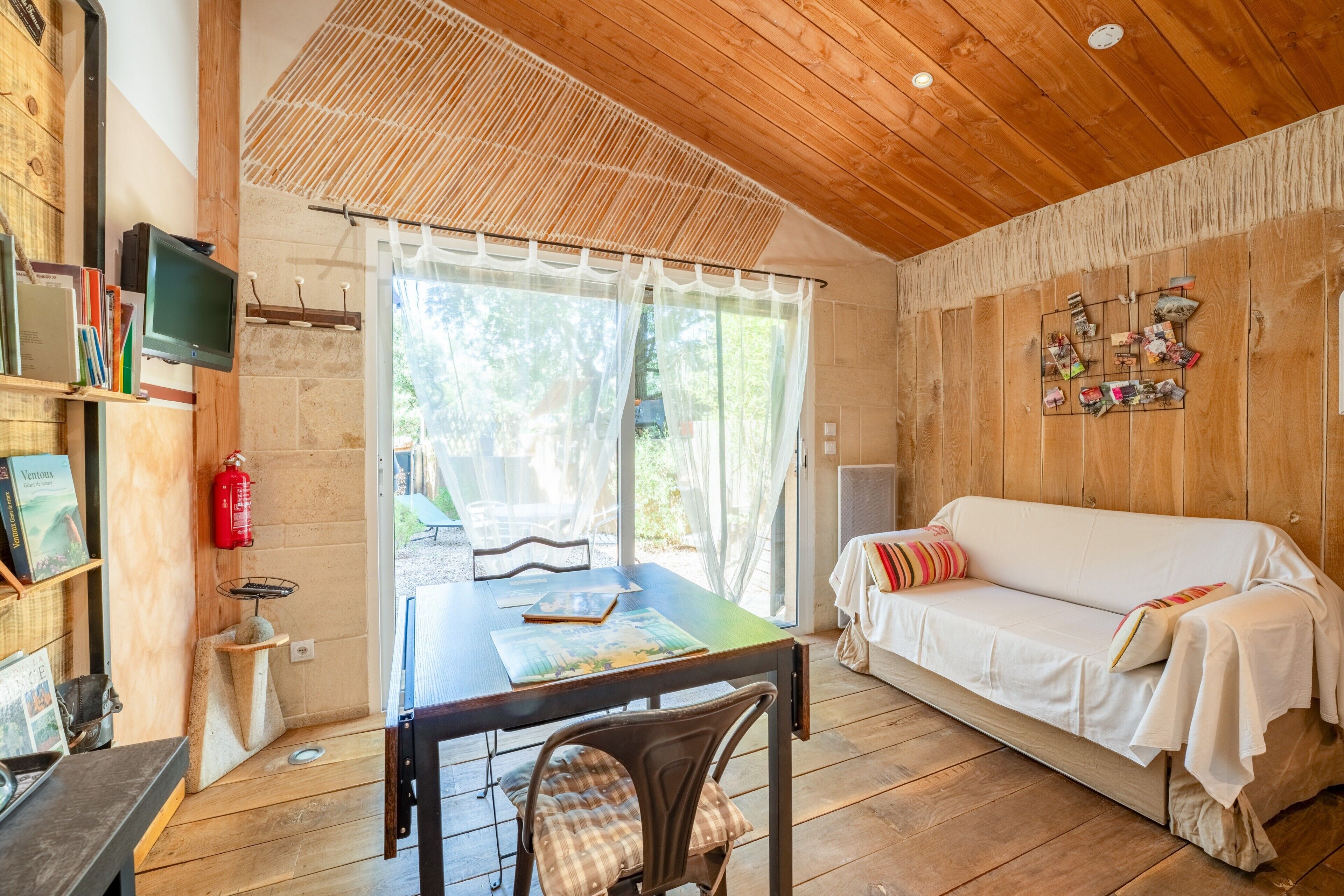 Vakantiehuis 'La Poulido' Met Privé Terras, Privé Tuin En Wi-fi - Bédoin