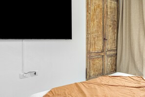 2 quartos, ferros/tábuas de passar roupa, Wi-Fi de cortesia