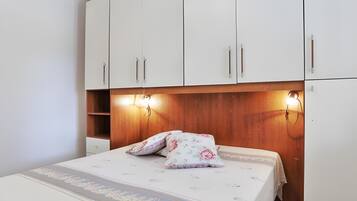 2 sovrum, gratis wi-fi och sÀngklÀder