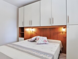 2 chambres, Wi-Fi gratuit, draps fournis