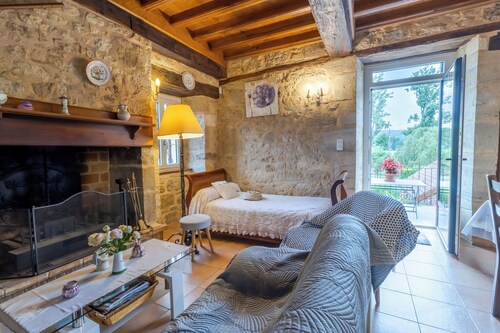 Gîte du Lavoir – Maison de vacances authentique avec charme et nature préservée