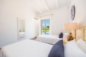 3 camere, ferro/asse da stiro, Wi-Fi gratuito, lenzuola
