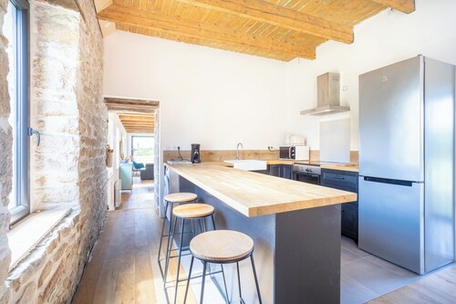 Ferienhaus 'Le Gîte De San Theurnel' mit Meerblick, privatem Garten und Wi-Fi