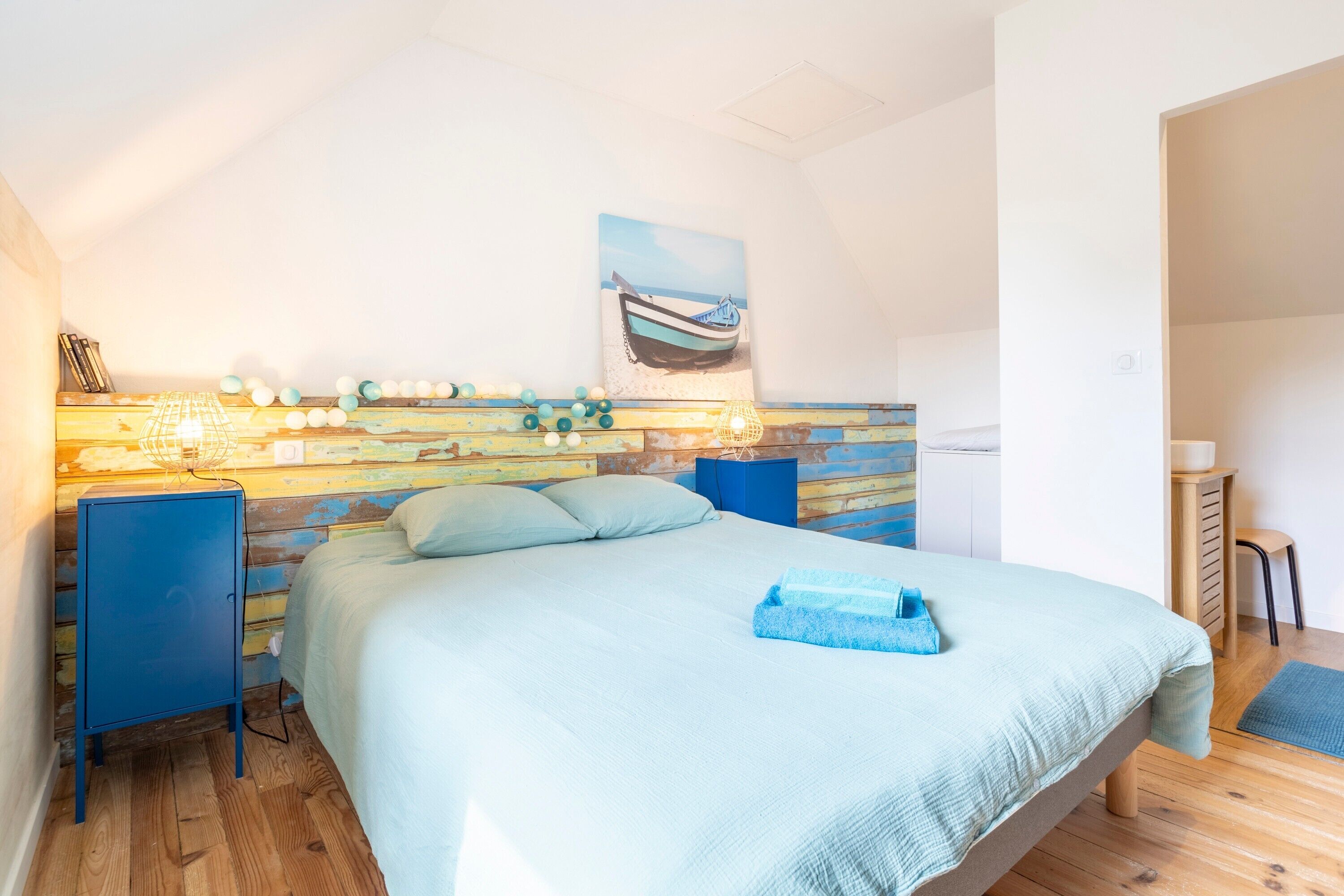 3 chambres, fer et planche à repasser, Wi-Fi gratuit, draps fournis