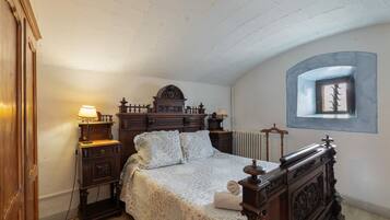 6 chambres, fer et planche à repasser, Wi-Fi gratuit, draps fournis