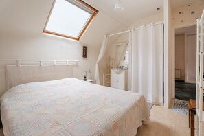 1 soveværelse, strygejern/strygebræt, gratis Wi-Fi, sengetøj