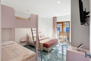 1 bedroom, free WiFi, bed sheets - Room 'Camera Superior Con Balcone' with Mountain View, Wi-Fi and Air Conditioning (Ercolano)