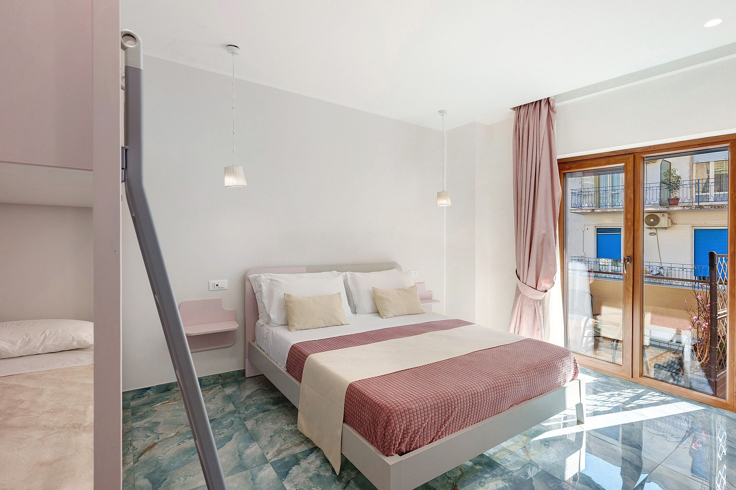 1 bedroom, free WiFi, bed sheets