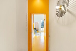 Interior - Apartment 'Moderno In Via Toledo' with Balcony, Wi-Fi and Air Conditioning (Napoli)