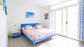 4 bedrooms, free WiFi, bed sheets