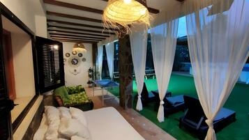 6 chambres, fer et planche Ă repasser, Wi-Fi gratuit, draps fournis