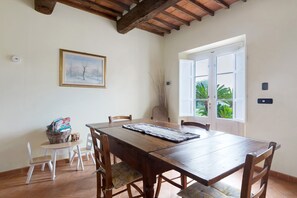 Dining - Villa 'Ringo' with Private Pool, Private Garden and Wi-Fi (Capannori)