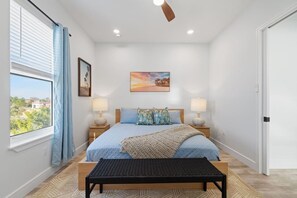 10 bedrooms, desk, travel cot, WiFi - The Palms at Vincente (Panama City Beach)