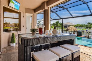 Dining - Heated Saltwater Pool, Dock, Gulf Access - Infinity Coral Villa - Roelens (Cape Coral)