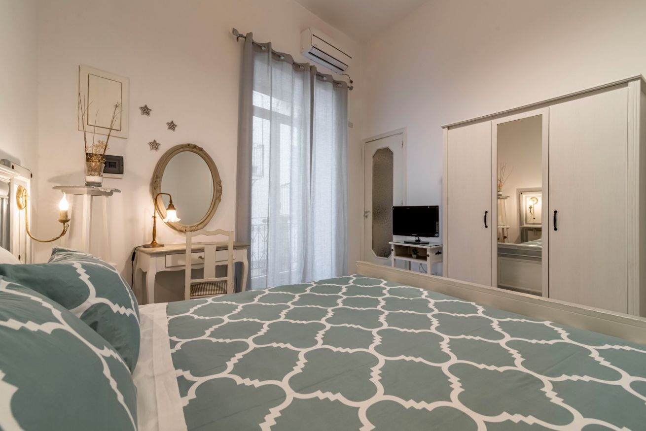 1 bedroom, iron/ironing board, travel crib, WiFi