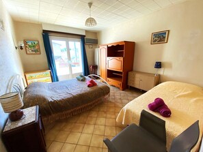 3 chambres, accès Internet, draps fournis