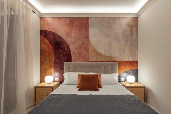 Tabla de planchar con plancha, wifi y ropa de cama 