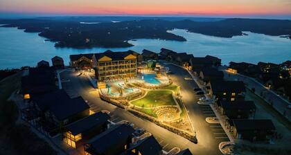 Southern Exposure: 9BR Family Getaway w/ Theater, Game Room & Expansive Decks