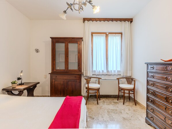 3 bedrooms, internet