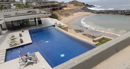 Chic Studio - Terrace and sea view