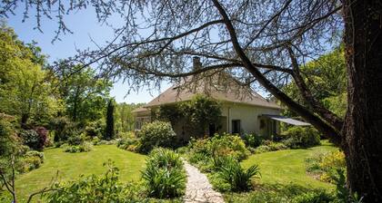 Maison d'hÎtes 'Jardin' avec piscine partagée, Wi-Fi et climatisation
