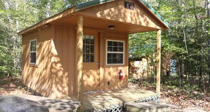 Hidden Paradise Farms – 4 Cabins & RV Sleeps 19 Perfect for Large Groups