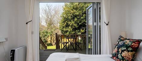1 habitación, tabla de planchar con plancha y acceso a internet