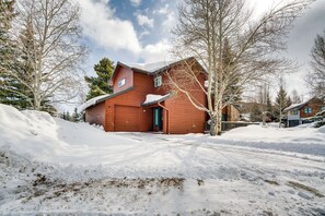 Apartment (2 Bedrooms) | Interior - Home w/ Mtn Views in Frisco: Near 3 Ski Resorts! (Frisco)