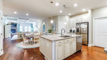 Apartment (4 Bedrooms) | Interior