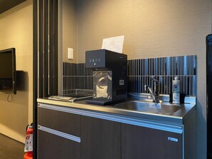 Basic Twin Room, Non Smoking, Kitchenette