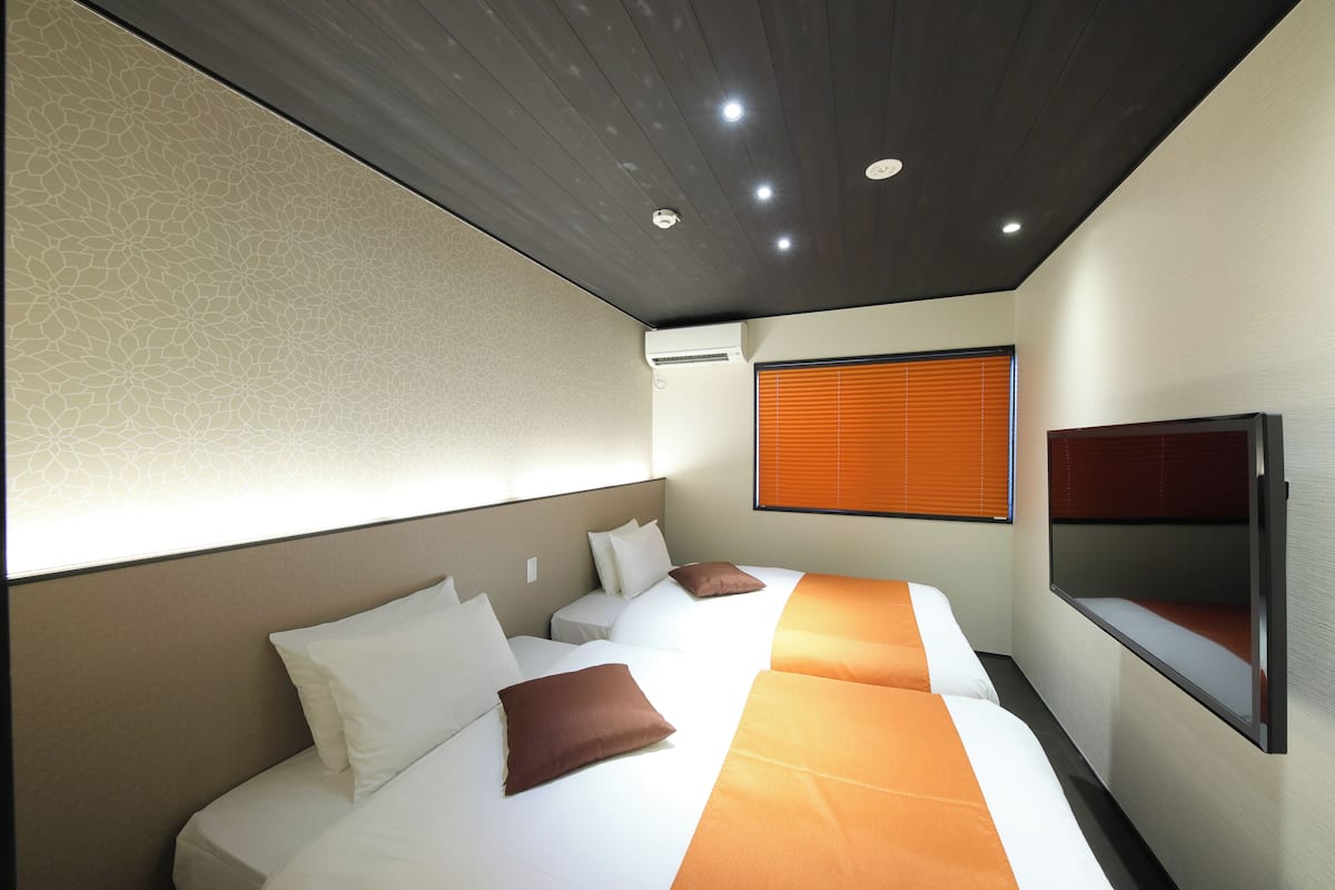 ห้องเบสิกทวิน, ปลอดบุหรี่, ห้องครัวขนาดเล็ก | ห้องเก็บเสียง, Wi-Fi ฟรี, ผ้าปูที่นอน