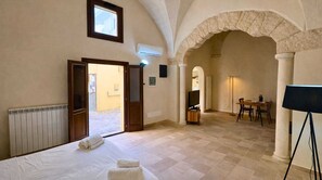 1 bedroom, WiFi, bed sheets, wheelchair access
