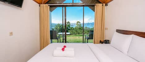 Deluxe Cabin, Lake View | View from room