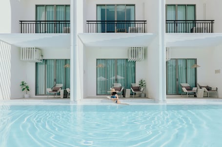 Deluxe Room, Pool View | Exterior